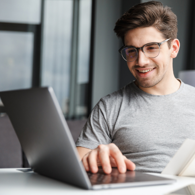 Man laptop smiling